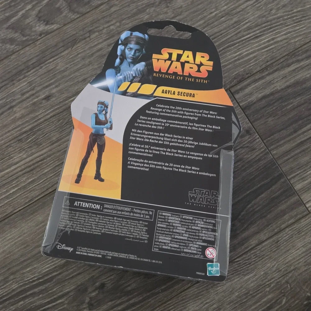 Star Wars Aayla Secura Figurine & Chopper Droidables Bundle Star Wars Gift Set